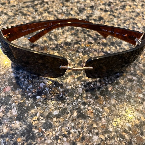 Salvatore Ferragamo Black Sunglasses with Gold Logo Accent - Picture 3 of 4